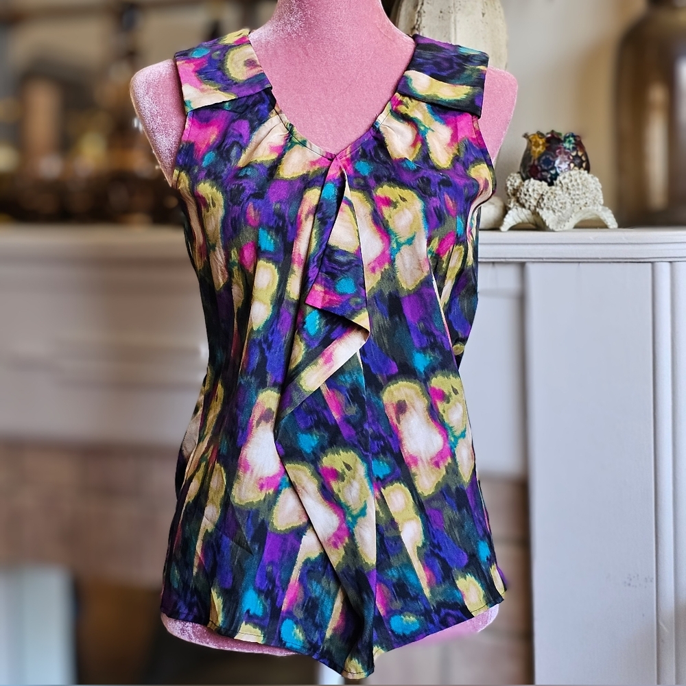 Apostrophe Sleeveless Blouse. Size XS.